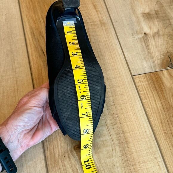 Abella EUC Black Fabric Peep Toe Dress Shoes Kitten Heel Size 8 - Picture 11 of 15